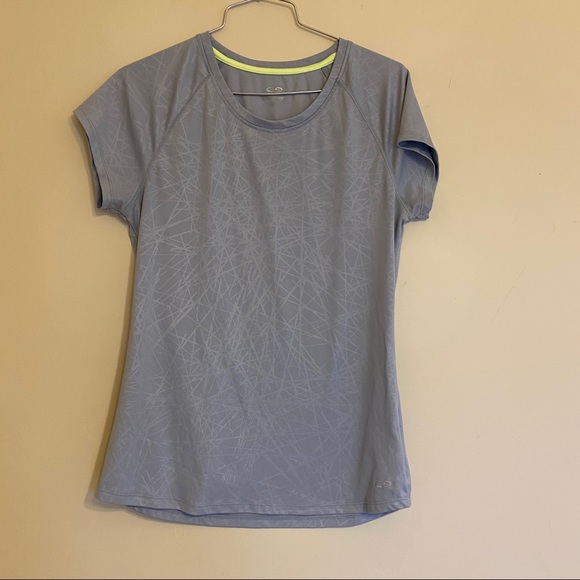 Champion Workout Tee - Picture 2 of 6